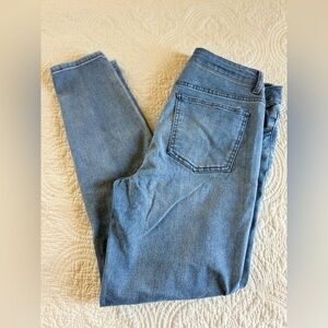 Harper Heritage midrise skinny jeans size 28